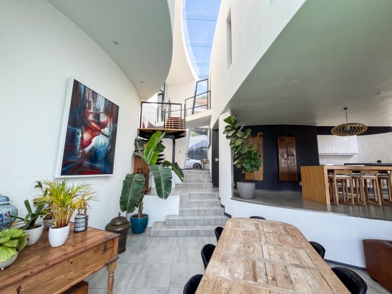 6 Bedroom Property for Sale in Hoog En Droog Western Cape